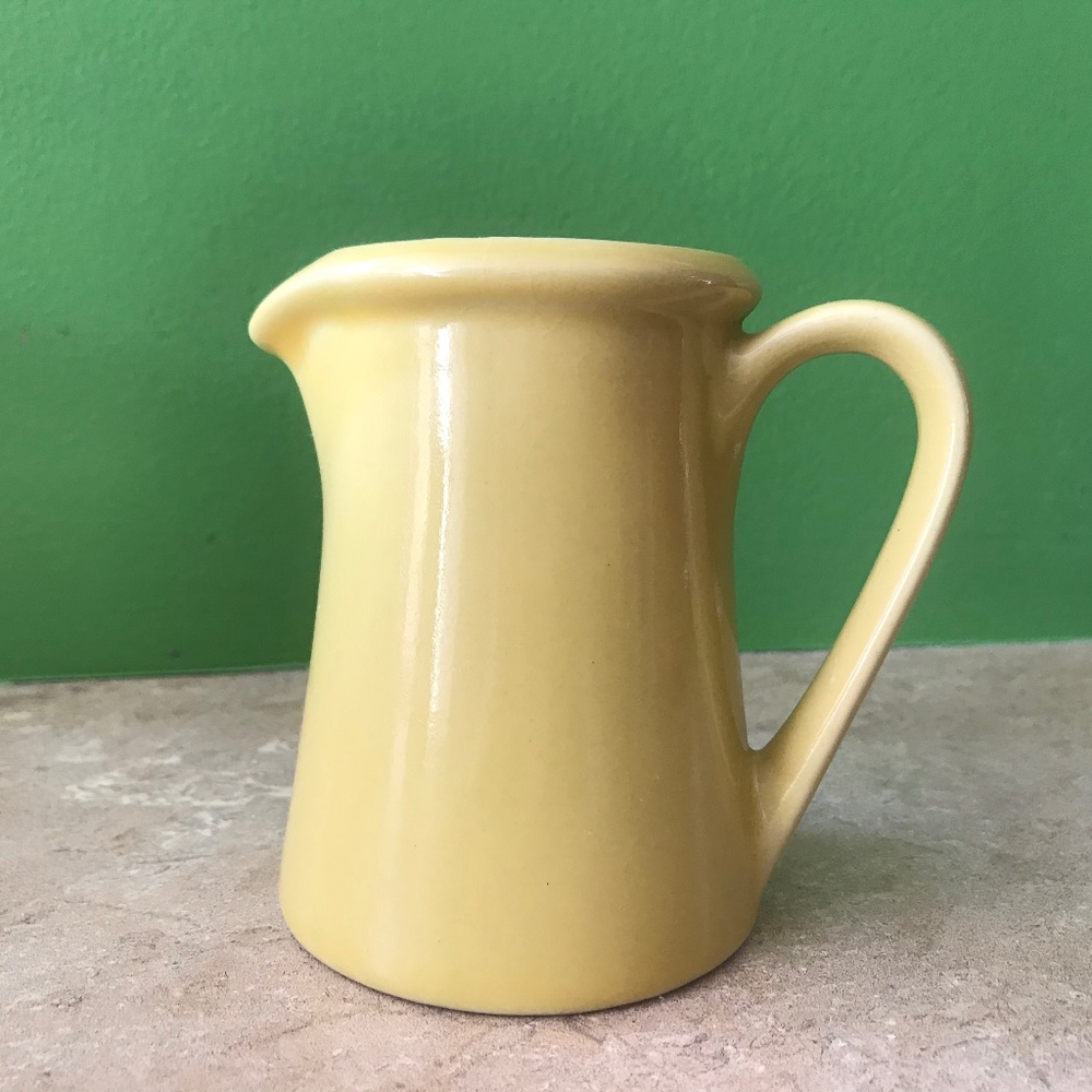 Yellow Creamer - Premiere - Colors of Spain